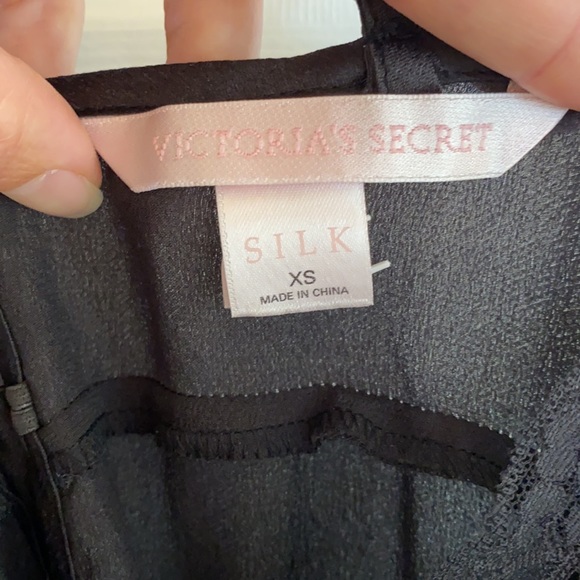 Victoria Secret Silk Cami - Picture 6 of 6